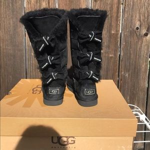 Black bow ugg boots
